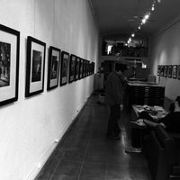 Foto tirada no(a) The Perfect Exposure Gallery and Studio por Shahram S. em 10/15/2014