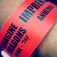 Photo taken at Imagine dragons @ Arena Anhembi by Iván M. on 4/18/2015
