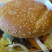 Снимок сделан в McDonald&amp;#39;s пользователем Arjan 12/14/2012