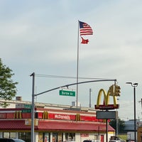 Photo taken at McDonald&amp;#39;s by Tony B. on 6/1/2021