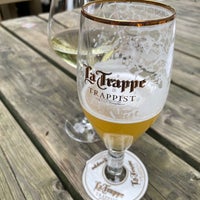 Photo taken at Bierbrouwerij de Koningshoeven - La Trappe Trappist by Erik B. on 9/12/2021