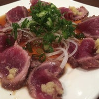 Foto tirada no(a) Kabuto Japanese House of Steak &amp;amp; Sushi por Ken T. em 3/27/2015