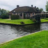 Photo taken at Giethoorn by Sultan Y. on 9/22/2018