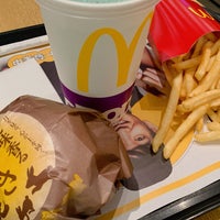 Photo taken at McDonald&#39;s by TAE Y. on 9/30/2023