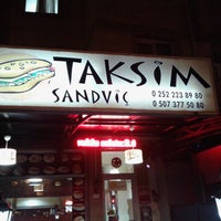 Photo taken at Taksim Sandviç by İlteriş Y. on 3/20/2017