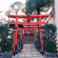 Photo taken at 船光稲荷神社 by Ayaka S. on 12/29/2016