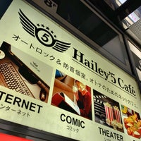 Photo taken at Hailey&amp;#39;5 Café 渋谷店 by jjj on 2/28/2019