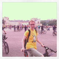 Photo taken at Москвоский велопарад &amp;quot;Let&amp;#39;s bike it&amp;quot; by Maxim L. on 6/16/2013