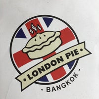 2/19/2018에 Torzin S님이 London Pie Bangkok에서 찍은 사진