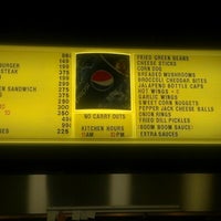 Foto diambil di Chubby&amp;#39;s Grill &amp;amp; Garage oleh Rob D. pada 11/21/2012