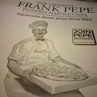 Photo taken at Frank Pepe Pizzeria Napoletana by Rick C. on 10/11/2021