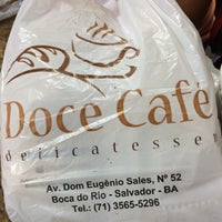 Photo taken at Doce Café Delicatessen by Adriana C. on 1/11/2016