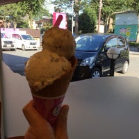 Photo taken at Baskin-Robbins by かわやす on 8/29/2016