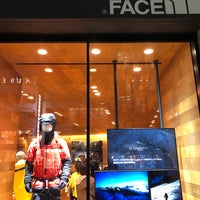 Photo taken at THE NORTH FACE 原宿店 by Masahiko on 11/29/2020