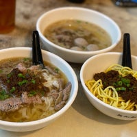 Photo taken at Shin Kee Beef Noodles by Pei L. on 11/26/2022