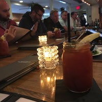 5/25/2017 tarihinde Jenn S.ziyaretçi tarafından Van Rensselaer’s Restaurant and Raw Bar'de çekilen fotoğraf
