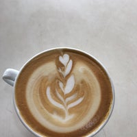 11/21/2016에 Emrah Ö.님이 Robert&amp;#39;s Coffee에서 찍은 사진