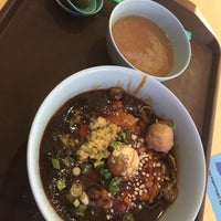 Photo taken at Hai Nan Xing Zhou Beef Noodles 海南星洲牛肉粉 by Elizabeth K. on 2/21/2018