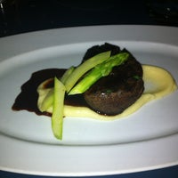 9/20/2012 tarihinde Jackie C.ziyaretçi tarafından Modern Steak'de çekilen fotoğraf