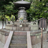 Photo taken at Tokugawa Tsunayoshi Mausoleum by Moto N. on 1/21/2024