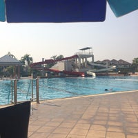 Photo taken at Swimming Pool Panya Complex by Petcharat L. on 3/21/2016
