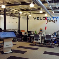 5/6/2013에 Jonathan M.님이 Velocity Garage에서 찍은 사진