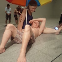 Photo taken at Ron Mueck Exhibit by Caramels&amp;#39; D. on 8/13/2017