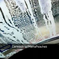 Photo taken at Mister Car Wash &amp;amp; Express Lube by Caramels&amp;#39; D. on 12/14/2015