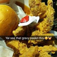 Photo taken at Chicken Plus by Caramels&amp;#39; D. on 9/22/2017