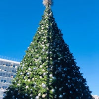 Photo taken at The Park at CityCenter by Leslie F. on 12/29/2018