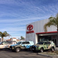 รูปภาพถ่ายที่ DCH Toyota Of Oxnard โดย Megan H. เมื่อ 3/11/2014