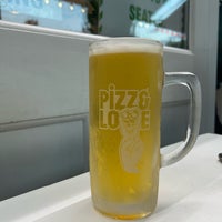 Photo taken at Pizza Pilgrims by Geesun h. on 9/27/2022