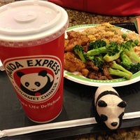 5/3/2013 tarihinde Armitage A.ziyaretçi tarafından Panda Express'de çekilen fotoğraf