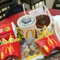 Photo taken at McDonald&amp;#39;s by Jéssica M. on 8/25/2016