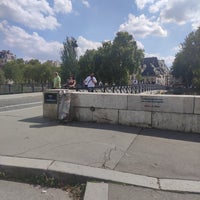 Photo taken at Pont de l&amp;#39;Archevêché by Leticia A. on 8/5/2022