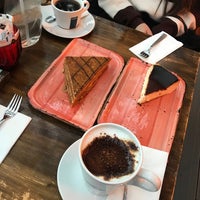 Photo taken at Kahverengi Café by Dilek ö. on 10/27/2021