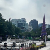 Photo taken at Cheonggye Plaza by Dawi on 6/27/2023