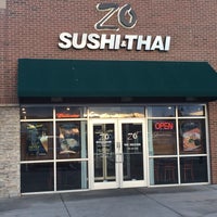 Foto scattata a ZO Sushi and Thai da Phil M. il 3/13/2018