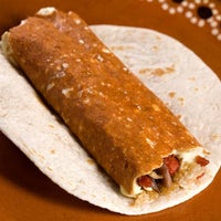 รูปภาพถ่ายที่ Tacos Don Manolito โดย Esteban H. เมื่อ 12/29/2012