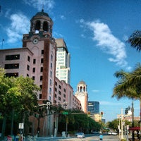 4/3/2013 tarihinde Eradzh N.ziyaretçi tarafından Ponce De Leon Hotel'de çekilen fotoğraf