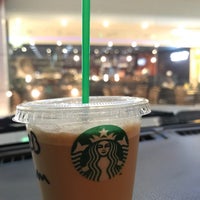 Foto scattata a Starbucks da Mr.was il 4/17/2017