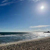 Photo taken at St Kilda Beach by 三田 on 2/19/2024