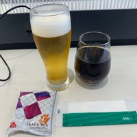 Photo taken at ANA LOUNGE by ぶっしー on 5/13/2024