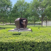 Photo taken at Kimbell Art Museum by Melly M. on 4/15/2022