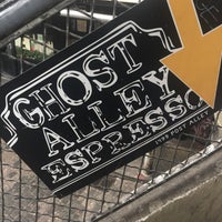 3/26/2018 tarihinde Matt K.ziyaretçi tarafından Ghost Alley Espresso'de çekilen fotoğraf