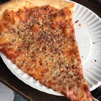 5/25/2015에 Matt K.님이 Turnpike Pizza에서 찍은 사진