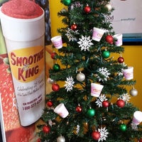 Photo taken at Smoothie King by Brianna on 12/4/2013