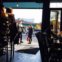 รูปภาพถ่ายที่ Elberta Restaurant and Bar โดย Reese S. เมื่อ 5/2/2015