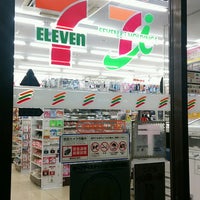 Photo taken at 7-Eleven by まーくん。 on 2/15/2017