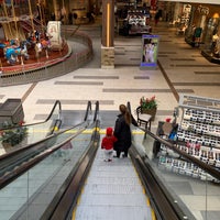 2/20/2019 tarihinde Jill B.ziyaretçi tarafından Oak Park Mall'de çekilen fotoğraf